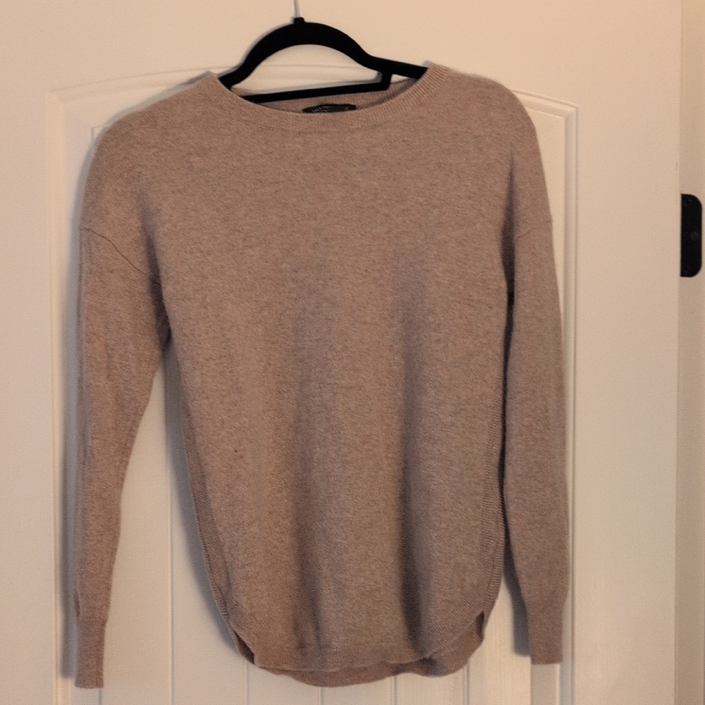 Saks Fifth Avenue Tan Cashmere Sweater and Jogger Set
